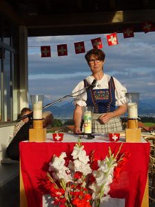 Gerda Jung bei der Festansprache